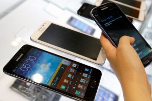 Apple пытается запретить продажи устройств Samsung
